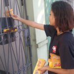 Panfletagem porta a porta